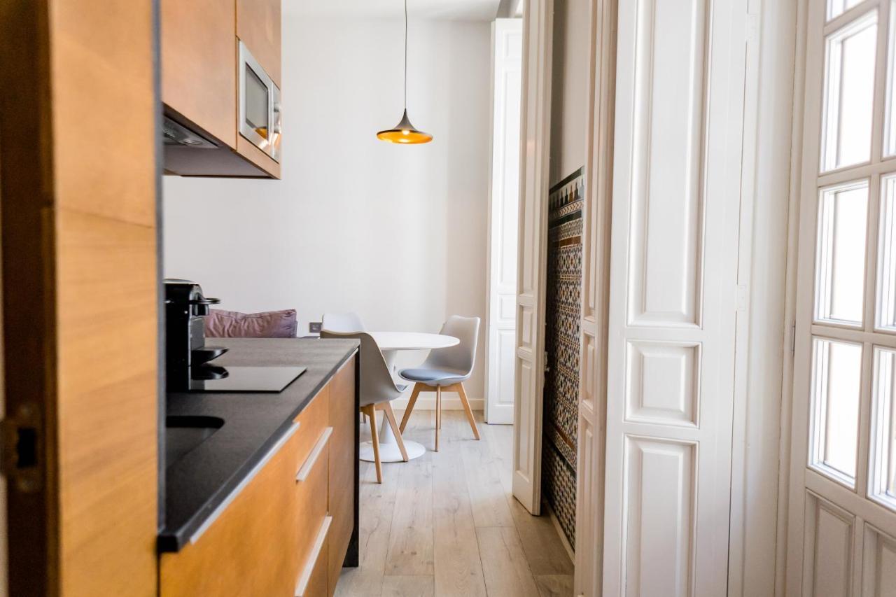 Casa Palacio La Casa Blanca Suites Seville Ngoại thất bức ảnh